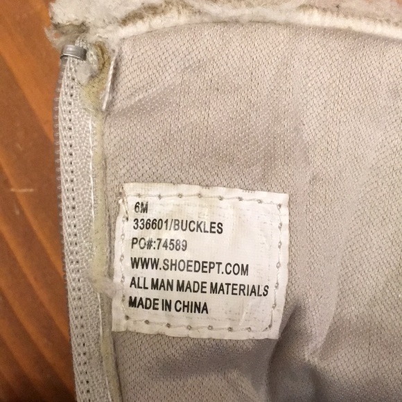 Cute Boots! ♥️ - Picture 5 of 5